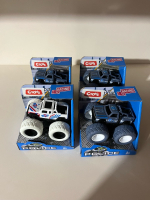 KUT METAL SÜRTMELİ JEEP CTOYS